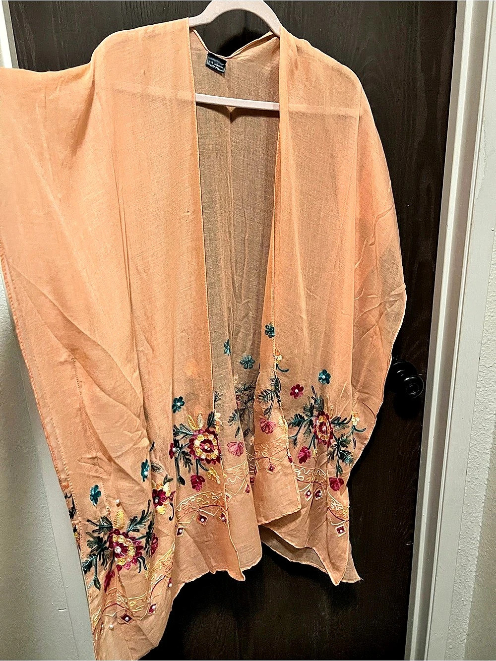 Embroidered Floral Tunic in Peach Like New